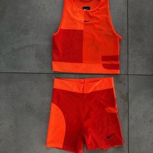 Nike set shorts and crop top